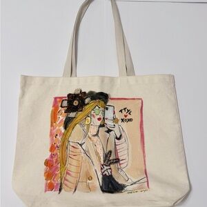 3D Canvas Tote Bag with Illustrated Fashion Artwork - Cream